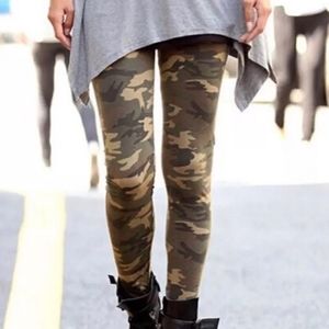 New/Tags/Pkg Camouflage Butter Soft Legging OSFM